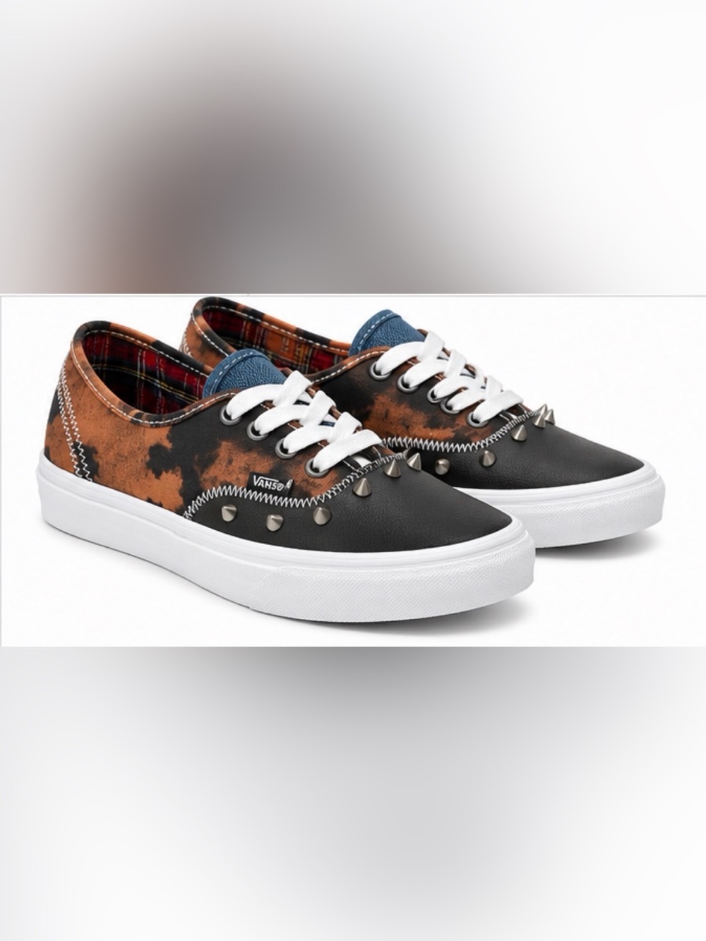 n Stud-Trim Low-Top Sneakers